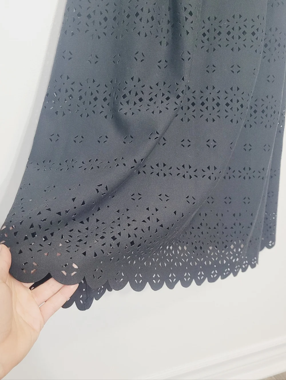 Banana Republic Petite NEW Black Off the Shoudlers Geometric Cut Out Pattern 2P - Picture 5 of 16